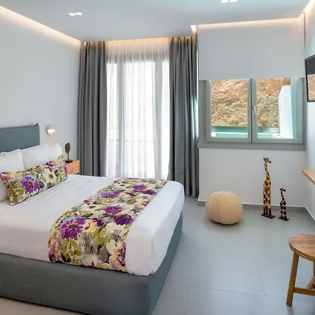 Harmony アパート サントリーニ