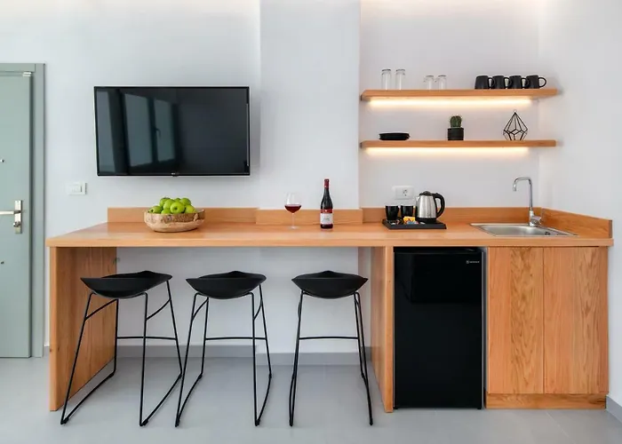 Harmony Fira (Santorini)