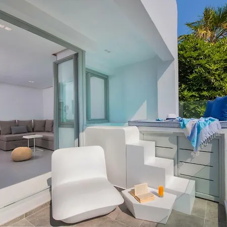 Harmony * Fira (Santorini)