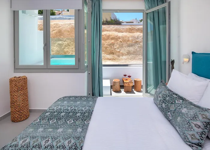 Harmony * Fira (Santorini)