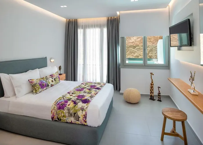 Harmony Apartment Fira (Santorini)